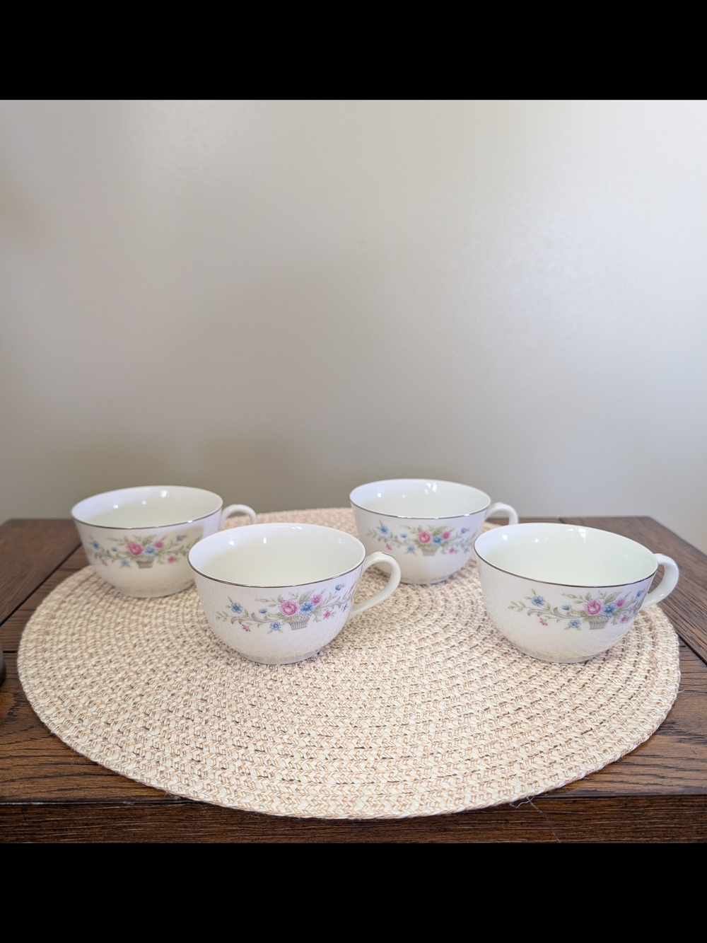 Vintage Florenteen Fine China "Fantasia" Tea Cups – Set of 4, Made in Japan